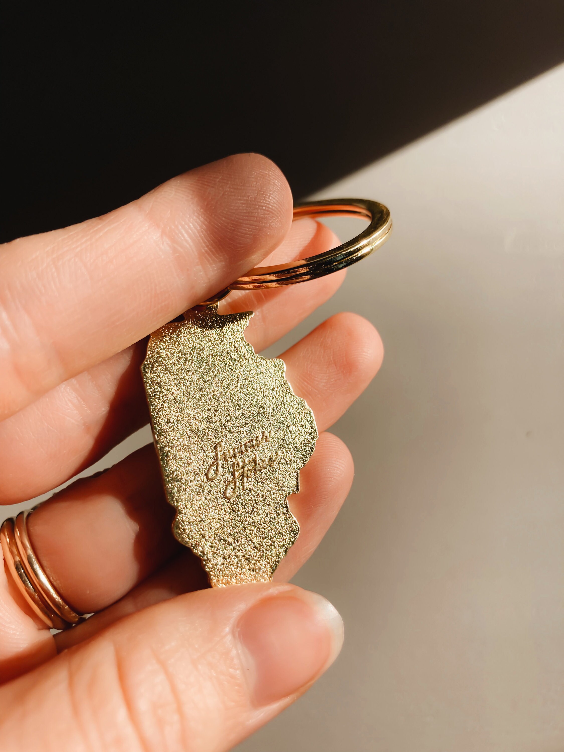 Illinois Gold Enamel Keychain | Illinois Outline Key Ring | Soft Enamel Illustrated State Keychain 1.75&quot;