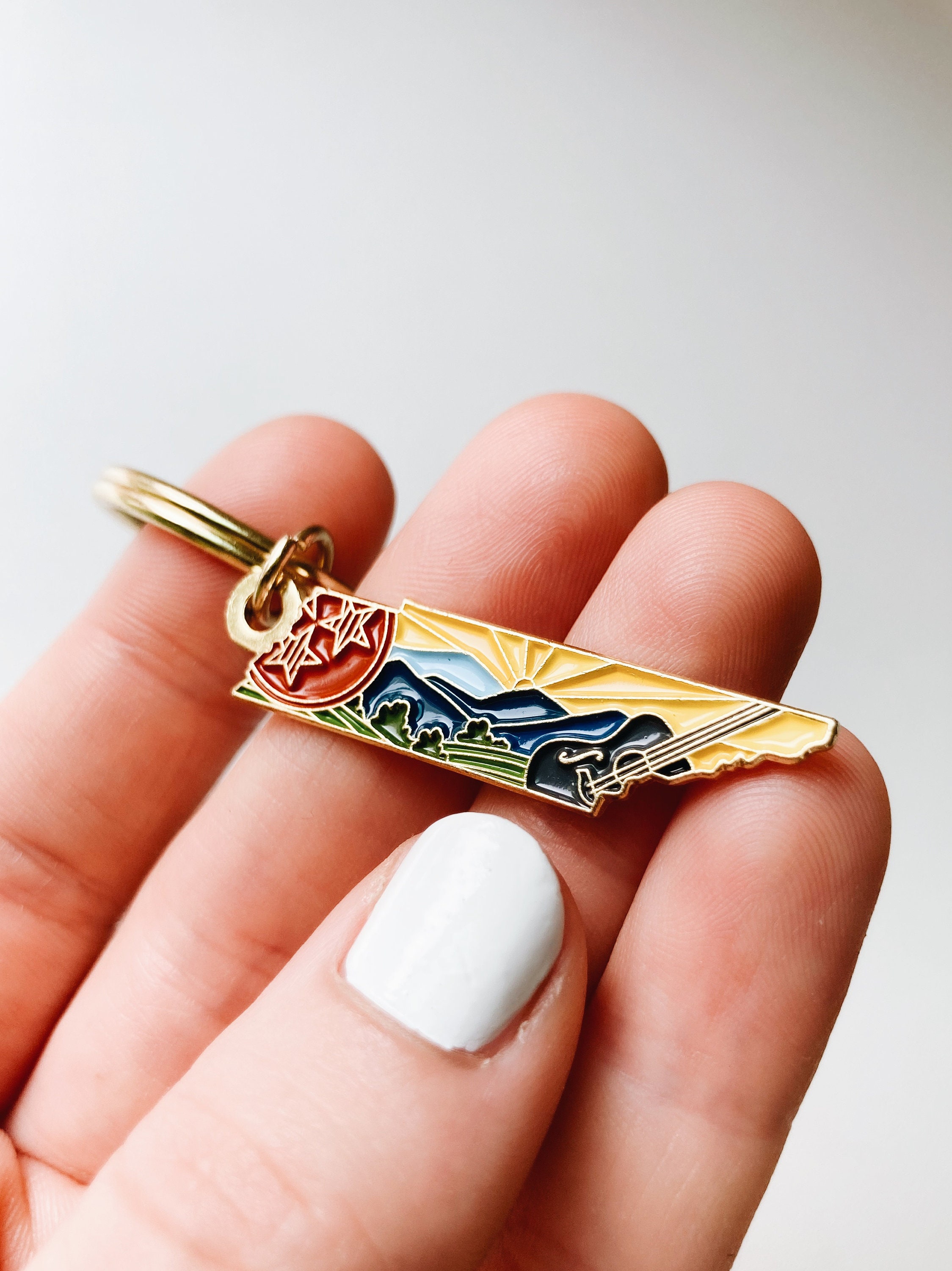 Tennessee Gold Enamel Keychain | Tennessee Outline Key Ring | Soft Enamel Illustrated State Keychain 1.5&quot;