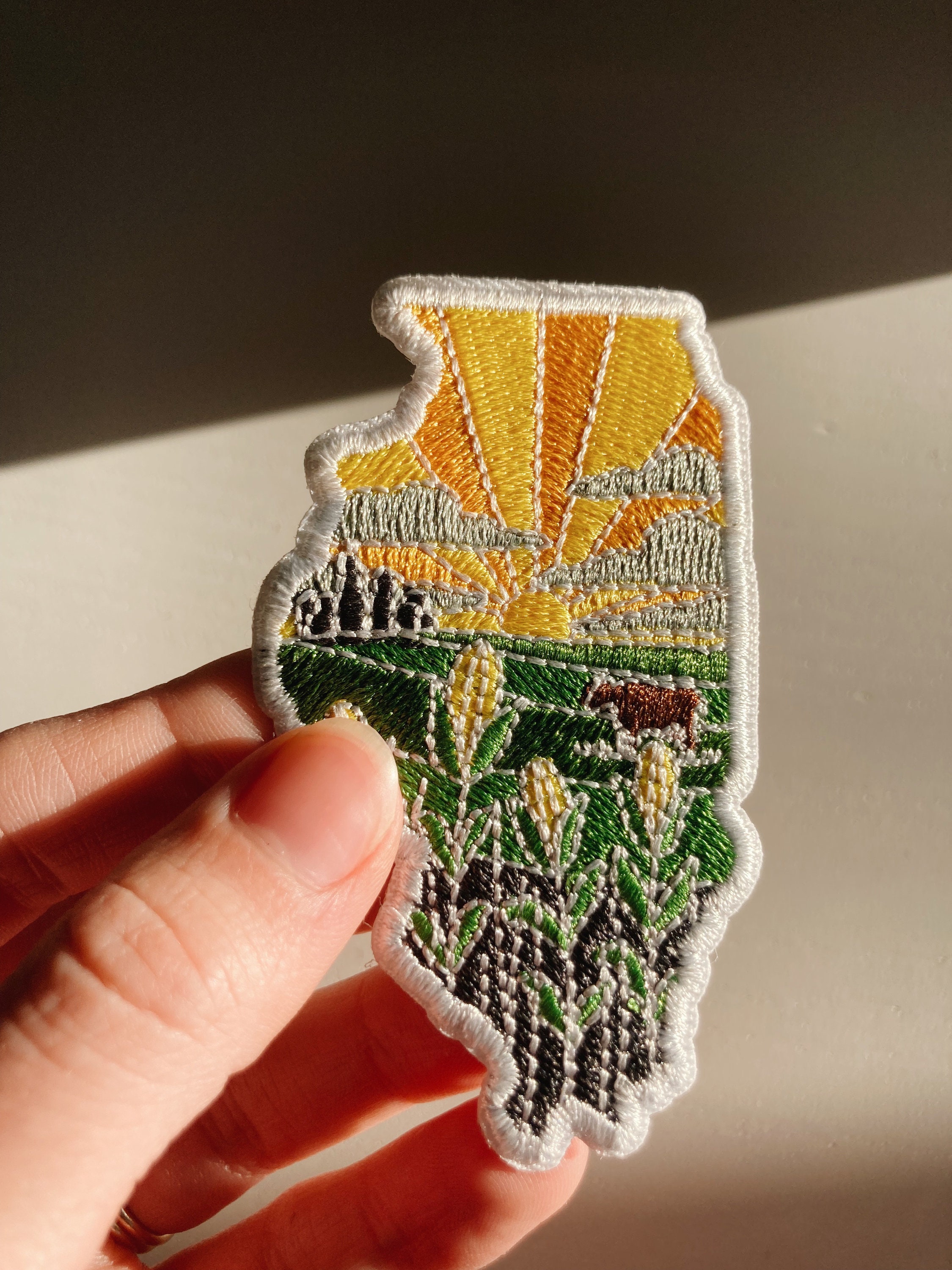 Illinois Iron-On Patch | 2.5&quot; Patch | Embroidered Sew-on or Iron-on Applique