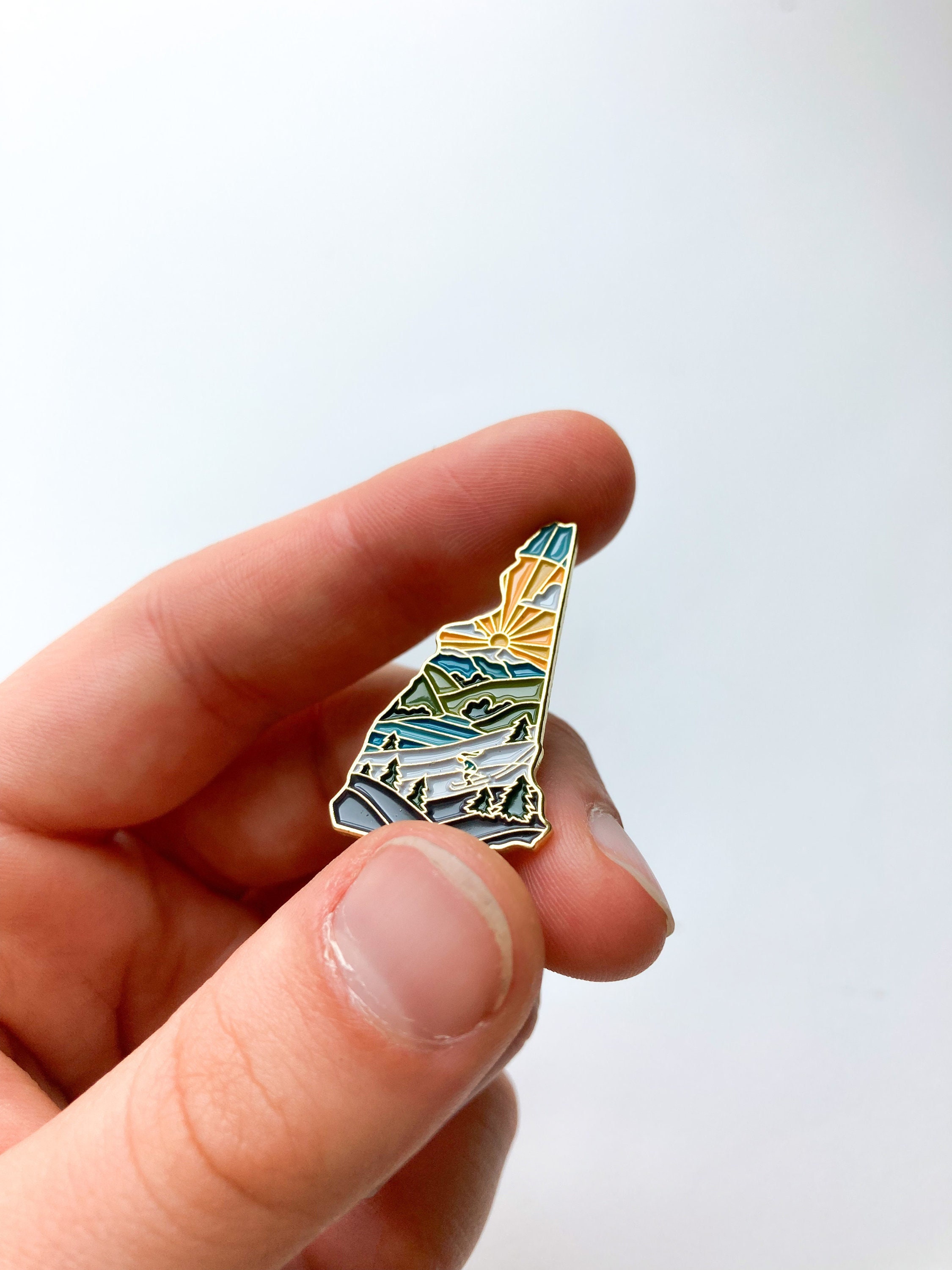 New Hampshire Enamel Pin | Gold Soft Enamel Pin | Illustrated United State Pin | Butterfly Clasp | 1.25&quot;