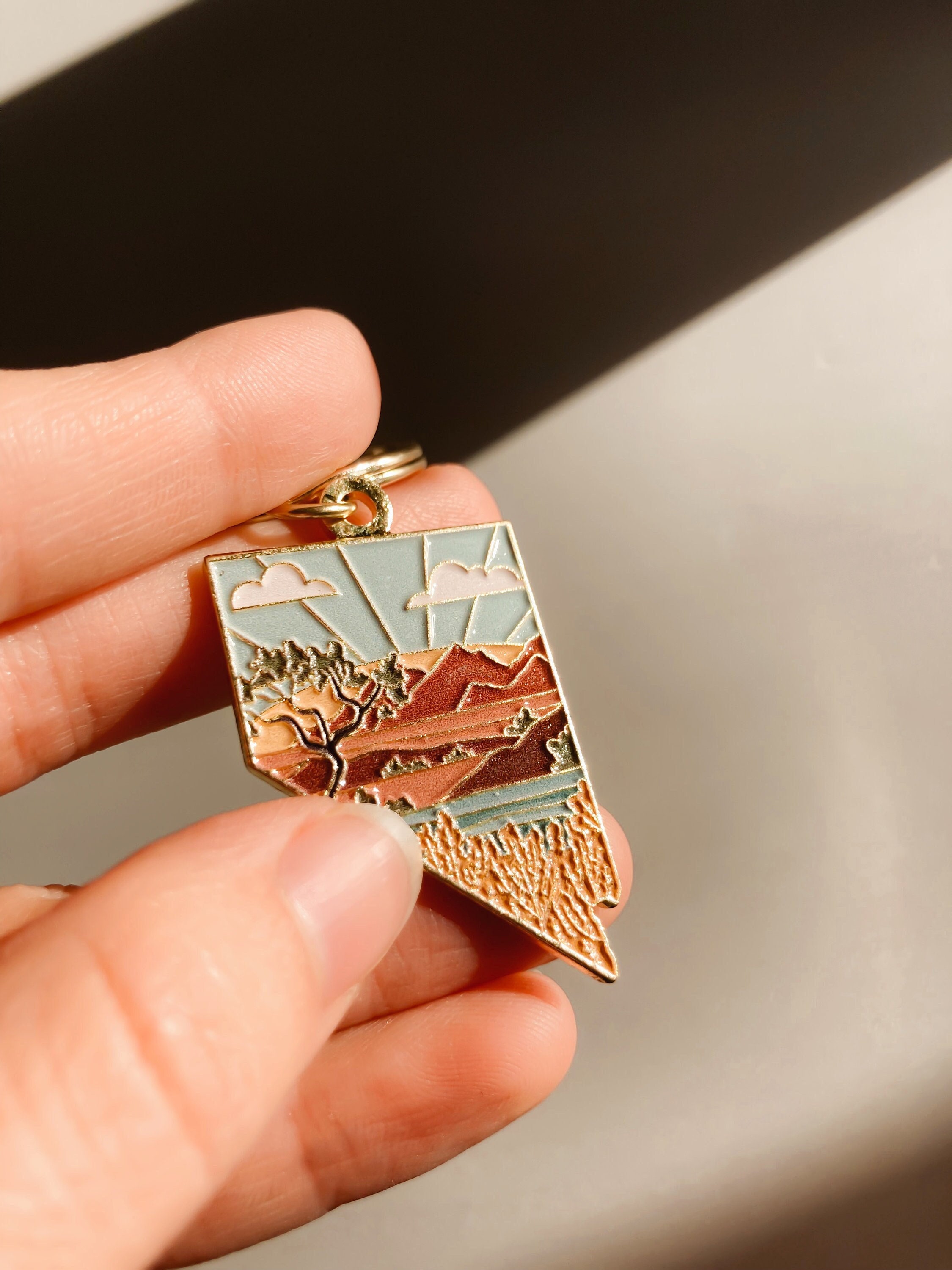 Nevada Soft Enamel Keychain 1.5&quot; | Nevada Outline Key Ring | Illustrated State Keychain