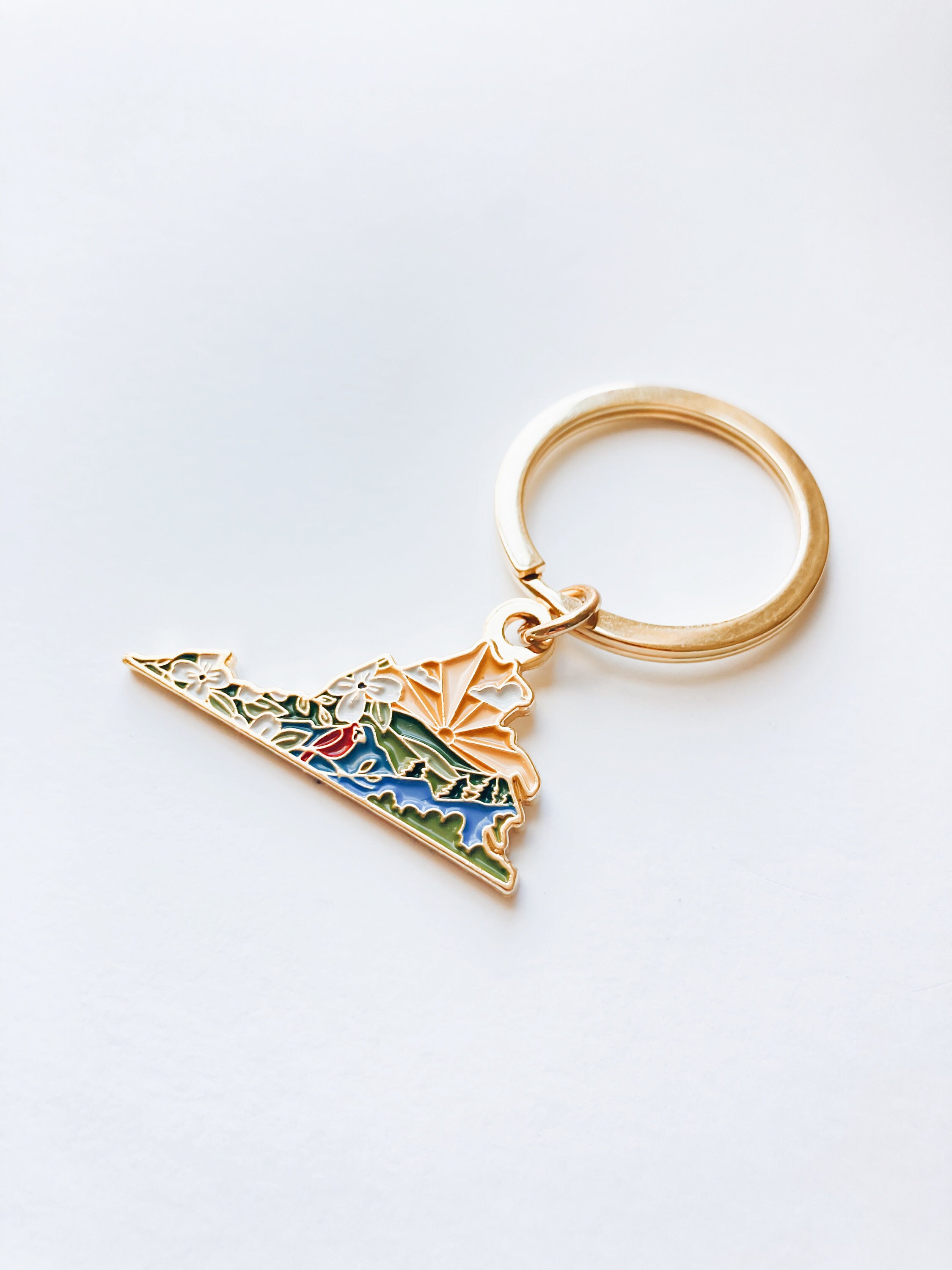 Virginia Gold Enamel Keychain | Virginia Outline Key Ring | Soft Enamel Illustrated State Keychain 1.5&quot;