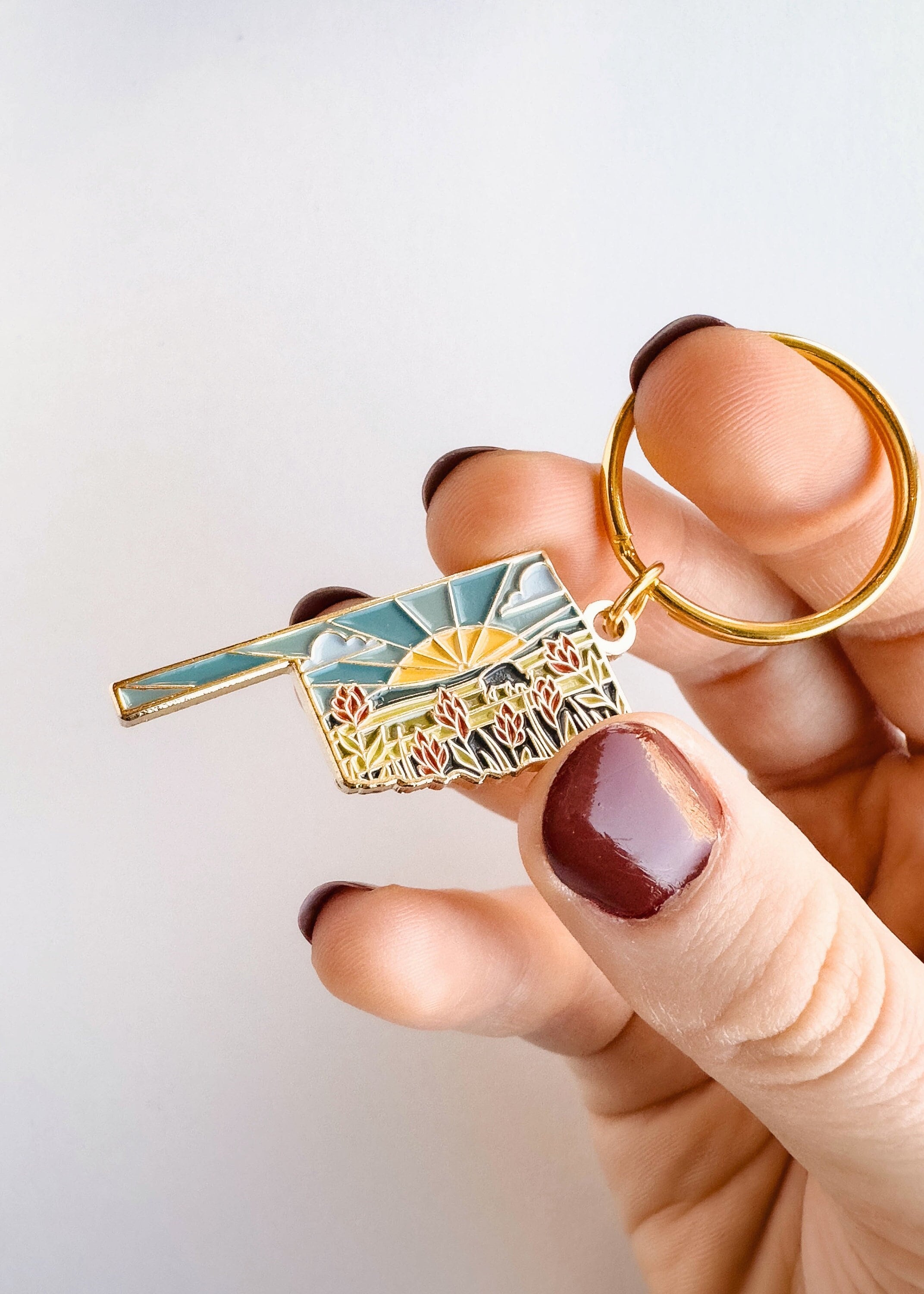 Oklahoma Soft Enamel Keychain | Oklahoma Outline Key Ring | Illustrated State Keychain 1.5&quot;