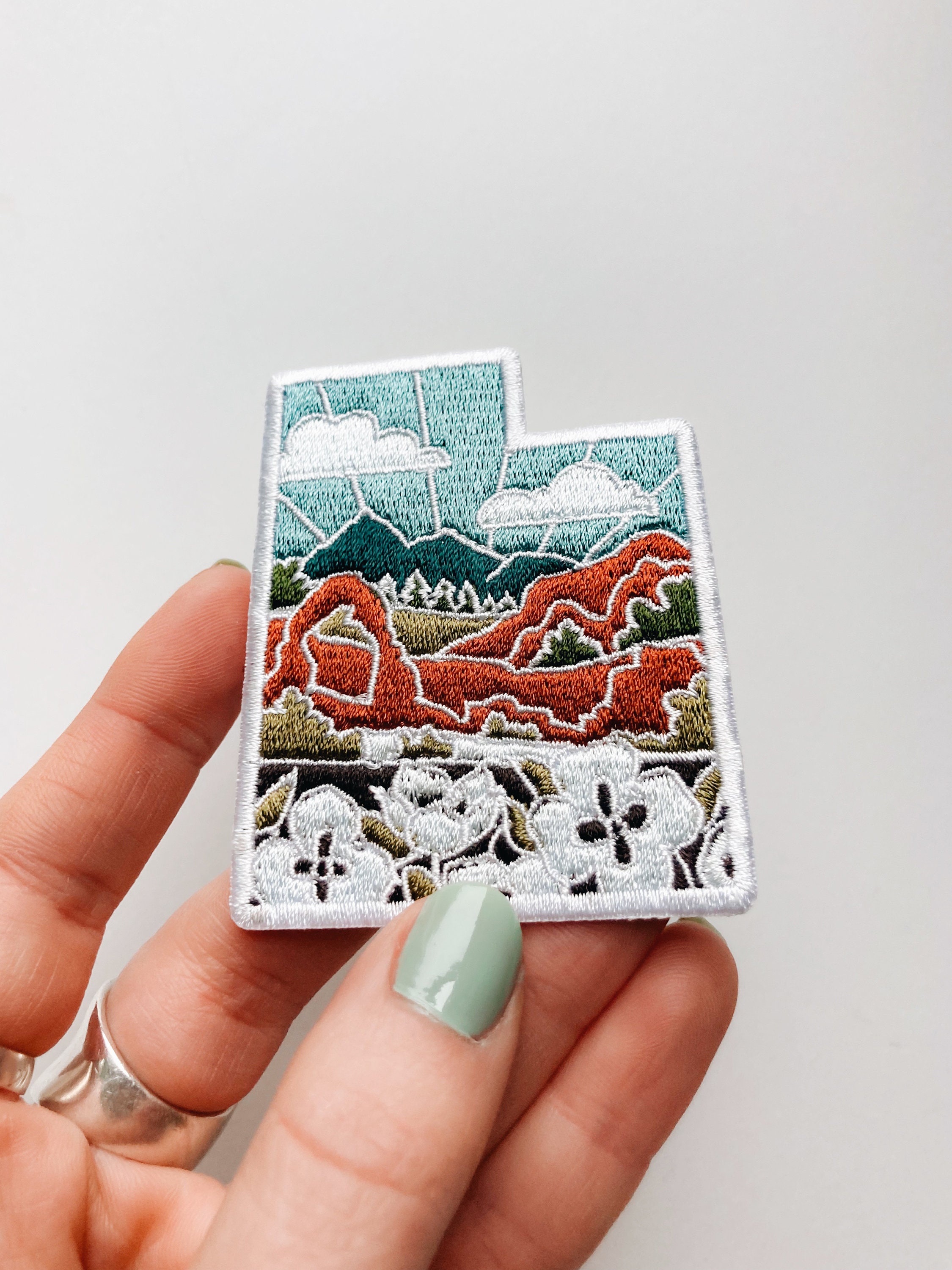 Utah Iron-On Patch | 2.5&quot; Patch | Embroidered Sew-on or Iron-on Applique