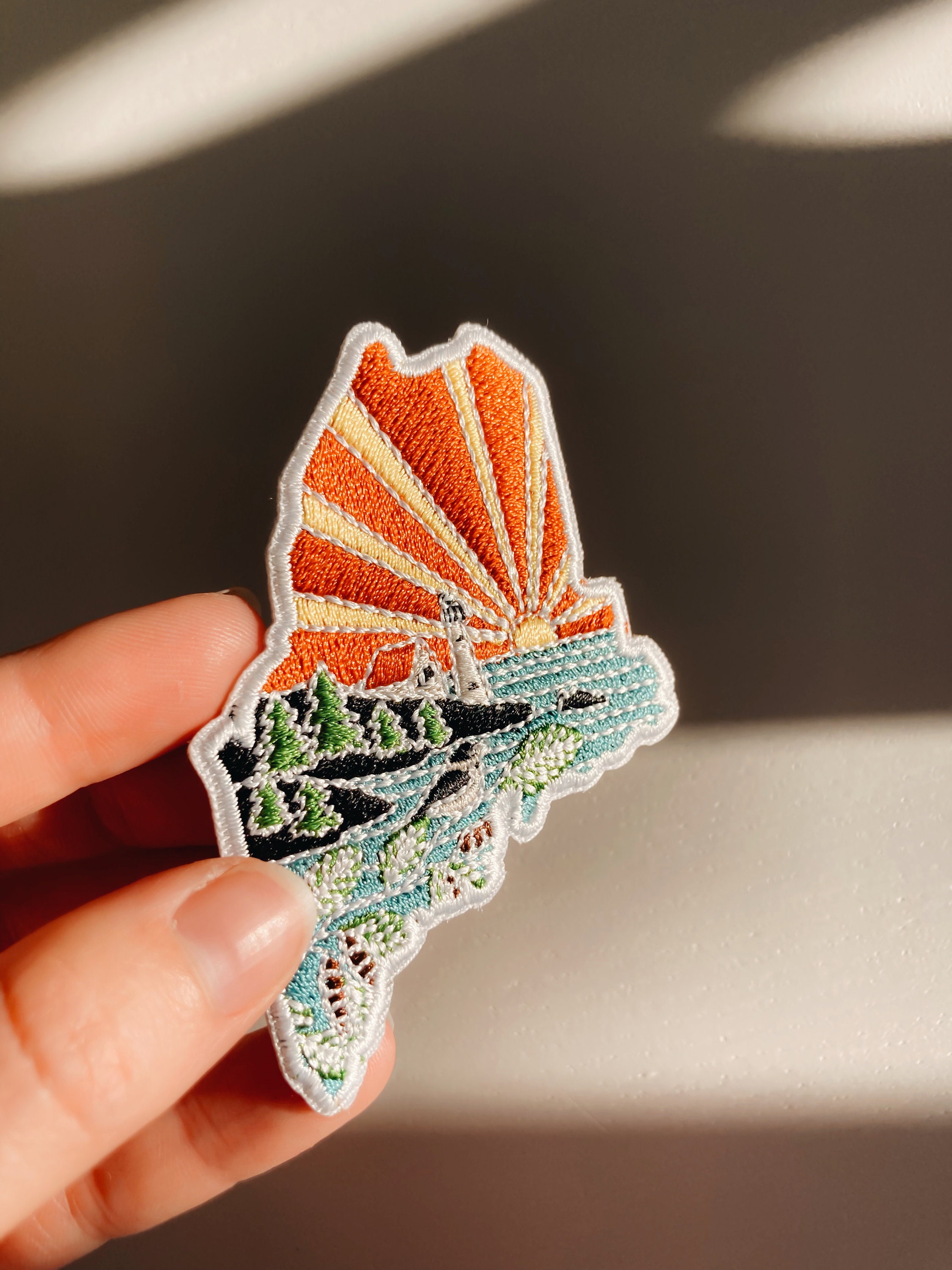 Maine Iron-On Patch | 3&quot; Patch | Embroidered Sew-on or Iron-on Applique