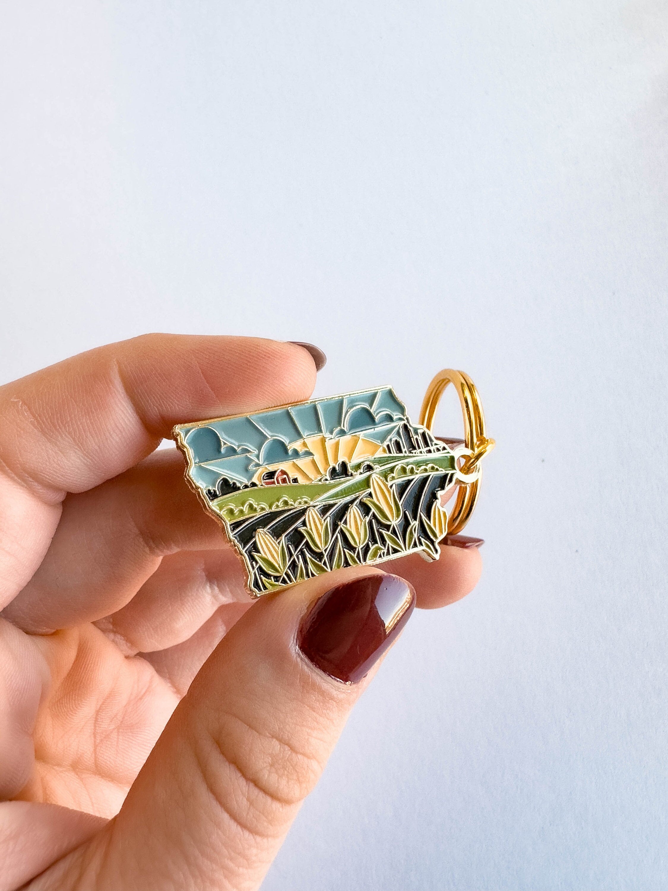 Iowa Soft Enamel Keychain | Iowa Outline Key Ring | Illustrated State Keychain 1.5&quot;