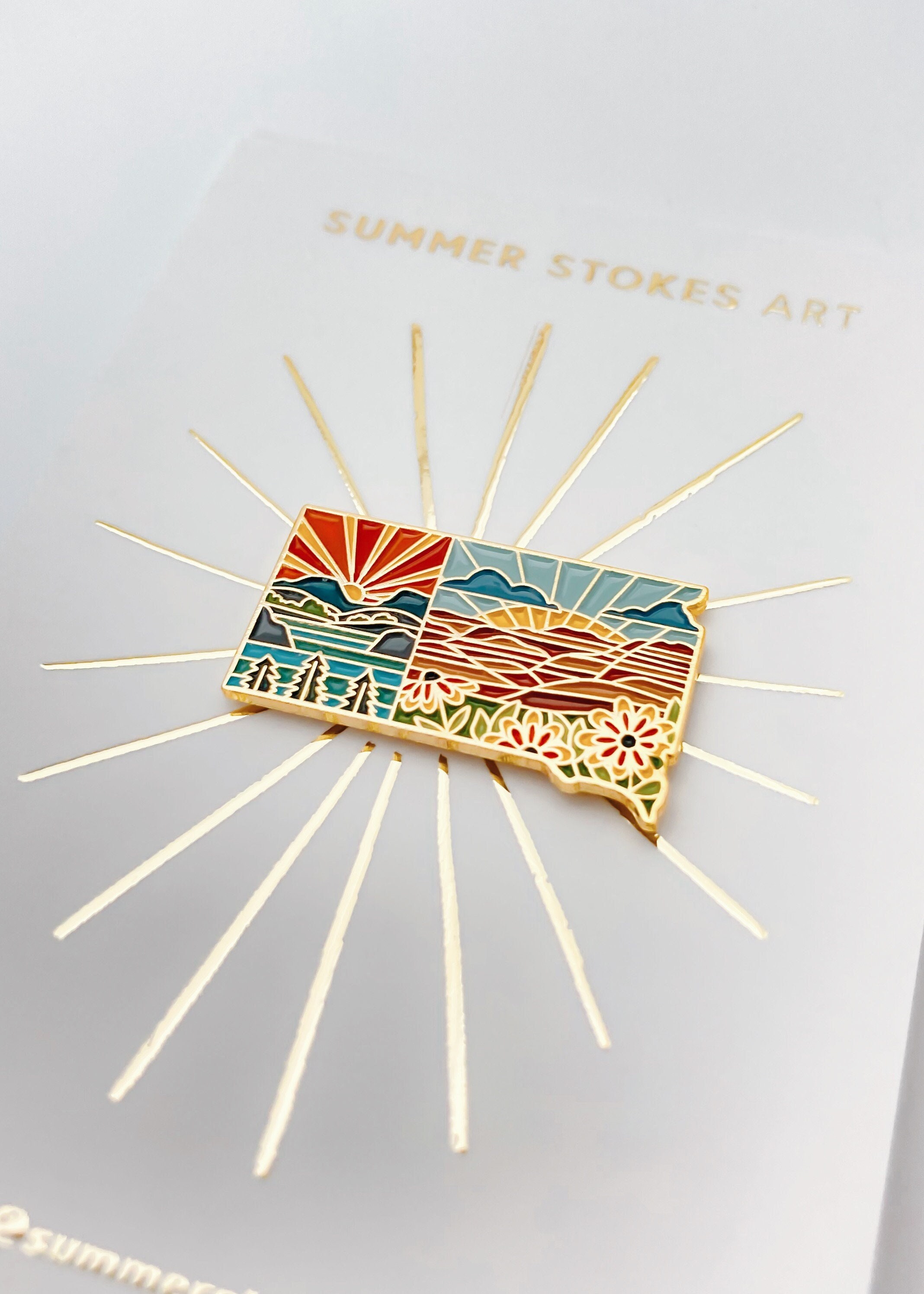 South Dakota Enamel Pin | South Dakota Outline Pin | Illustrated State Pin | Butterfly Clasp | 1&quot;