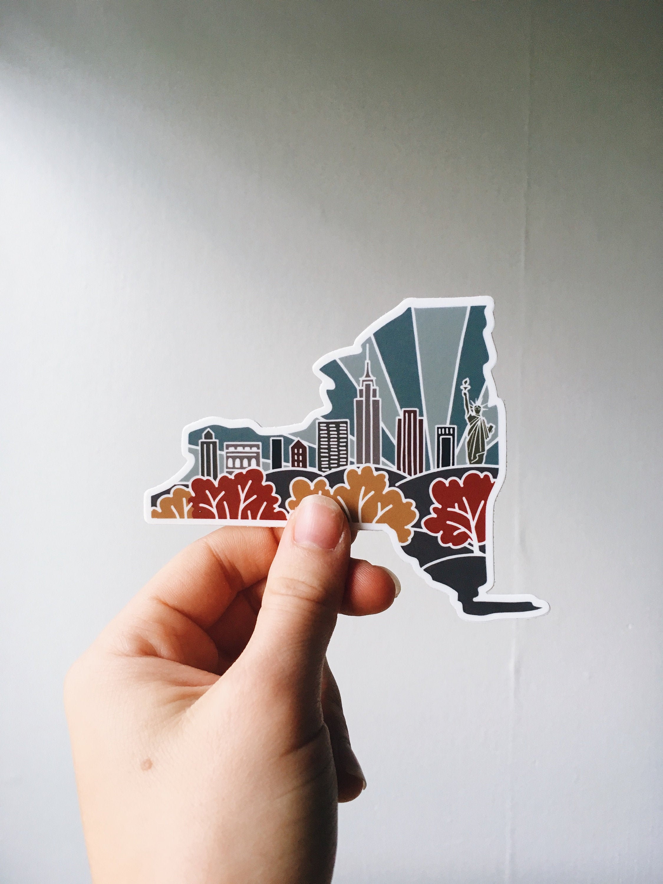 New York Durable Sticker | High Quality Bumper Sticker | United States Vinyl Decal | Weatherproof Sticker | Water Bottle Sticker | 4&quot;
