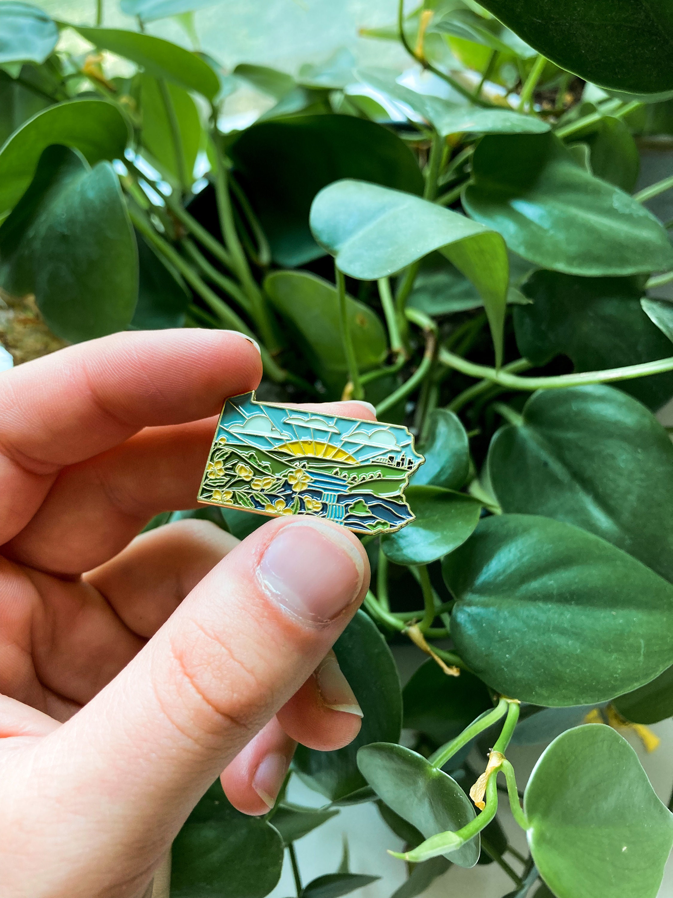 Pennsylvania Enamel Pin | Gold Soft Enamel Pin | Illustrated United State Pin | Butterfly Clasp | 1.25&quot;
