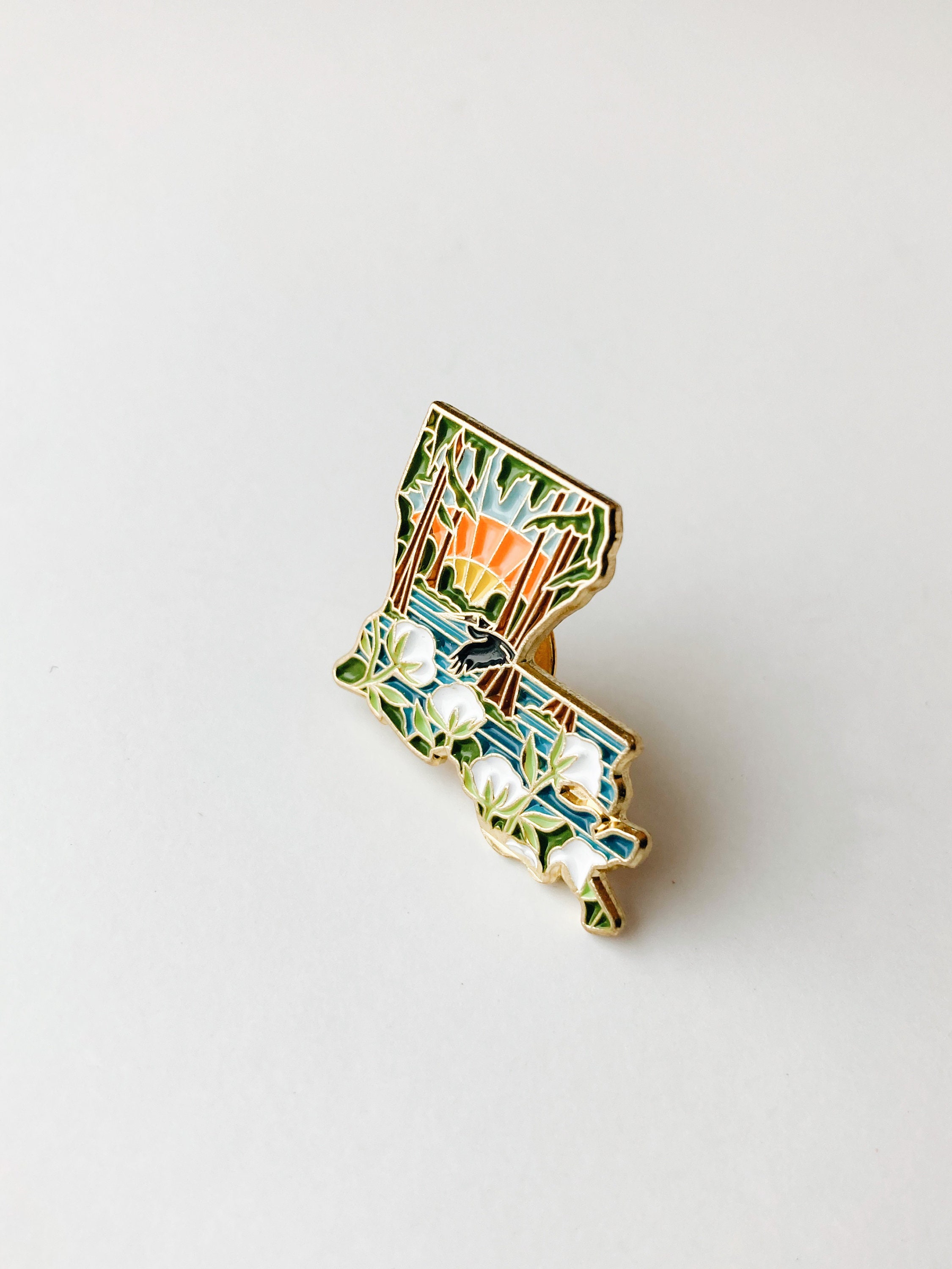 Louisiana Enamel Pin | Gold Soft Enamel Pin | Illustrated United States Pin | Butterfly Clasp | 1.25&quot;