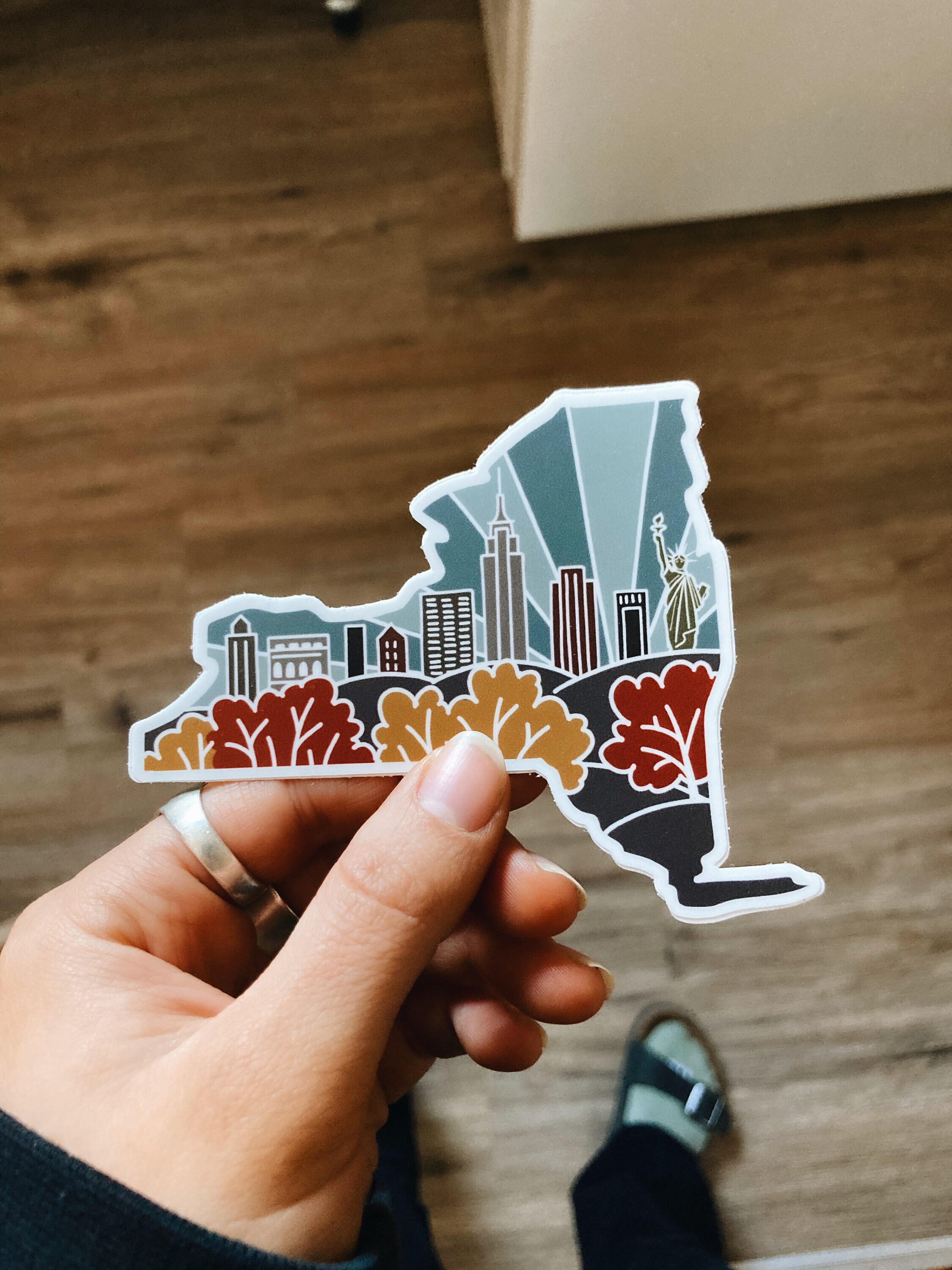 New York Durable Sticker | High Quality Bumper Sticker | United States Vinyl Decal | Weatherproof Sticker | Water Bottle Sticker | 4&quot;