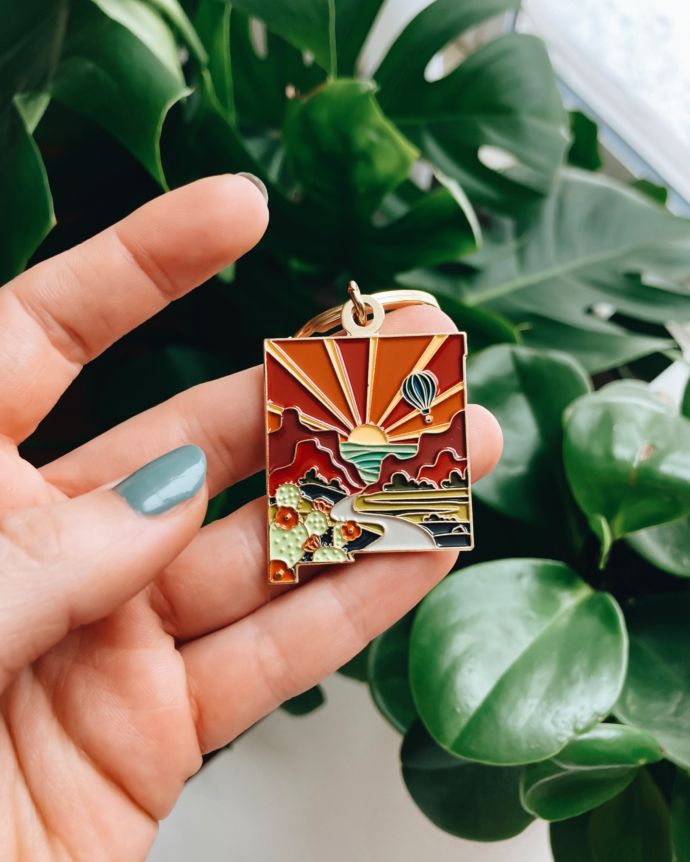 New Mexico Gold Enamel Keychain | New Mexico State Key Ring | Soft Enamel Illustrated State Keychain 1.5&quot;