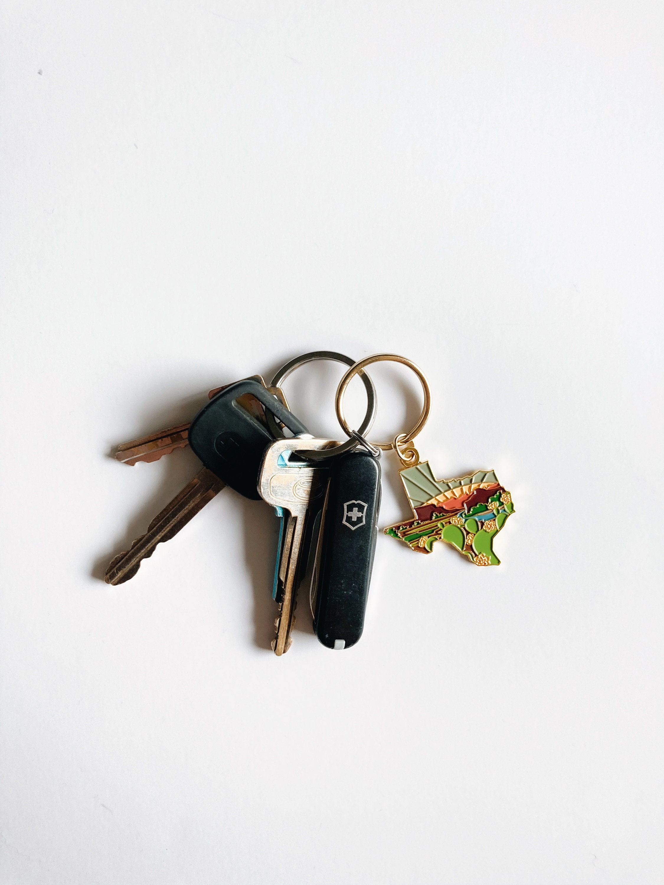 Texas Soft Enamel Keychain | Texas Outline Key Ring | Illustrated State Keychain | 1.5&quot;