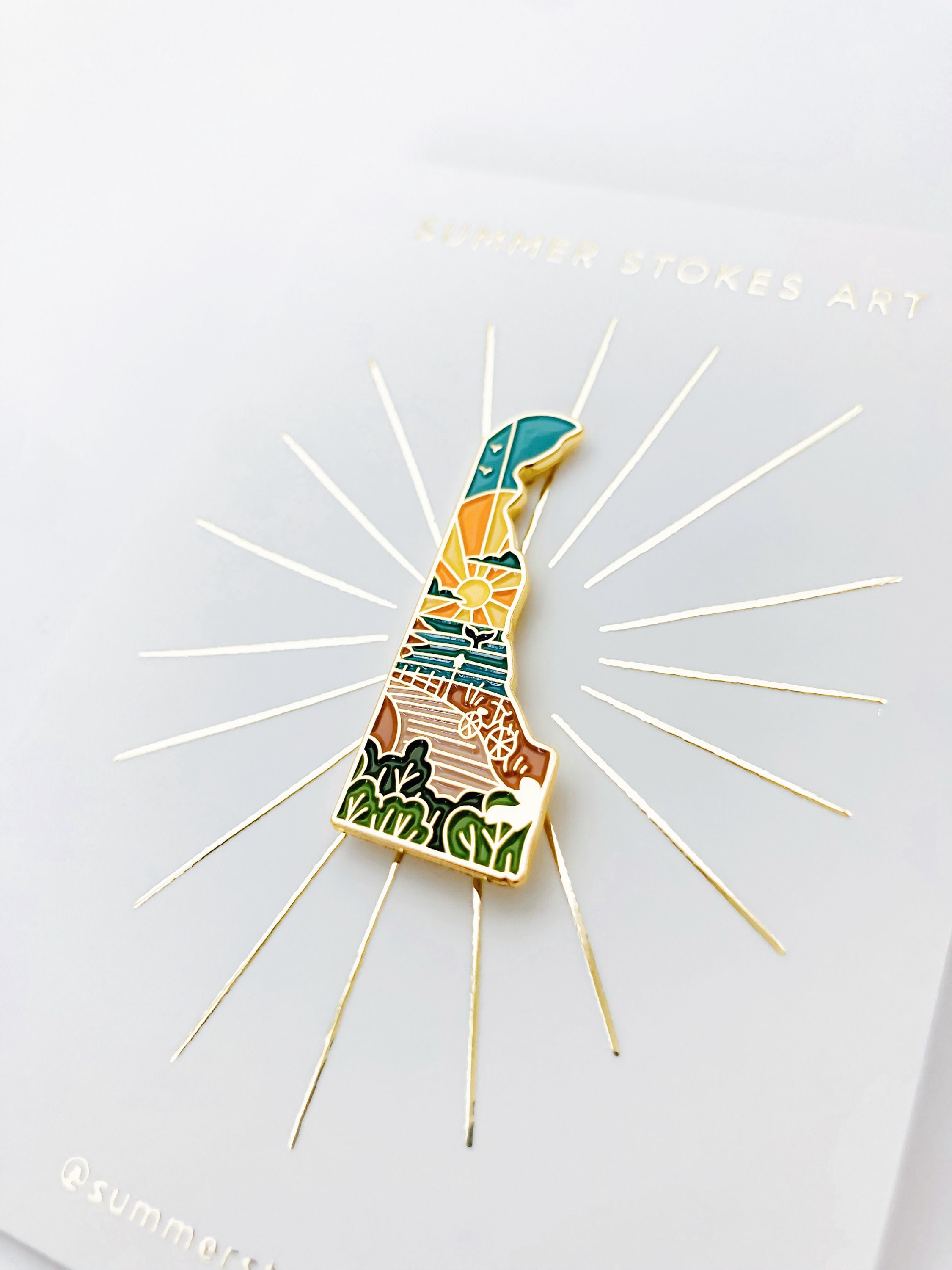 Delaware Enamel Pin | Delaware Outline Pin | Illustrated State Pin | Butterfly Clasp | 1&quot;