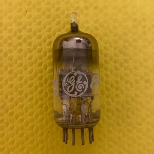 General Electric GE 6LJ8 vacuümbuisventiel NOS NIB