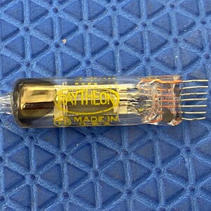 Raytheon 5702 Vacuum Tube Valve NOS?