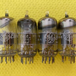 4 General Electric GE 6X8 6X8A Vacuum Tubes Valves Lot Of Four