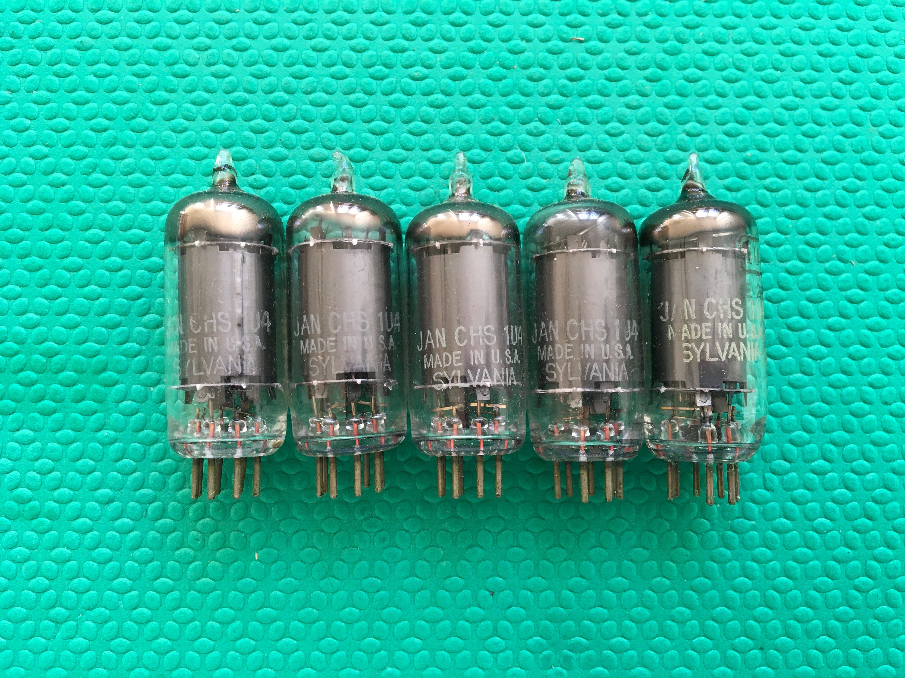 Lampe (Tube) Vacuum 1U4 - Fabriqué Aux USA - Occasion Fonctionnelle