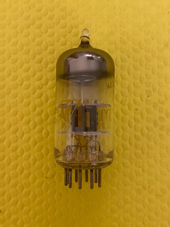 Tube électronique Telefunken 6BQ7A NOS - Neuf Sous Blister (New Old Stock) - Pour Audiophiles