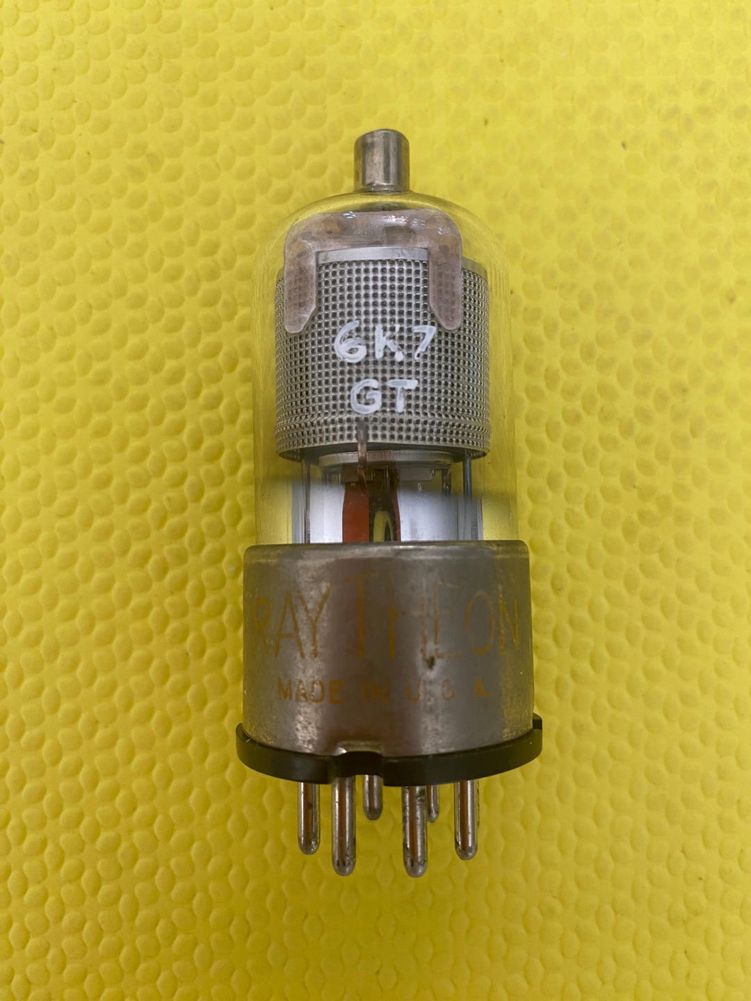 Tube Électronique Visseaux 6K7MG - Neuf Pour Amplificateurs Et Radios Vintage