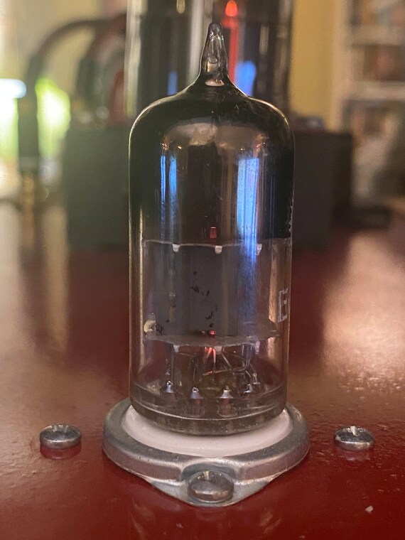 12AT7 / ECC81, Triode, Dual, HI-MU Vacuum Tube | CE Distribution