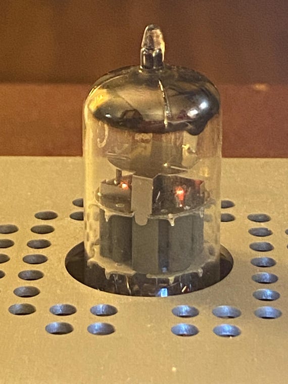 Amperex Bugle Boy ECC189 7308 6DJ8 7DJ8 Vacuum Tube Valve for Your