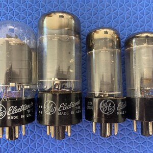 4 General Electric GE 6AV5 6AV5GA 6AV5GT vacuümbuizen kleppen NOS NIB veel van vier
