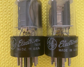 RCA 6V6 カーボンスート ブラウンベース ACCESSORIES - CABLES - RCA - 4 CHANNEL RCA CABLES