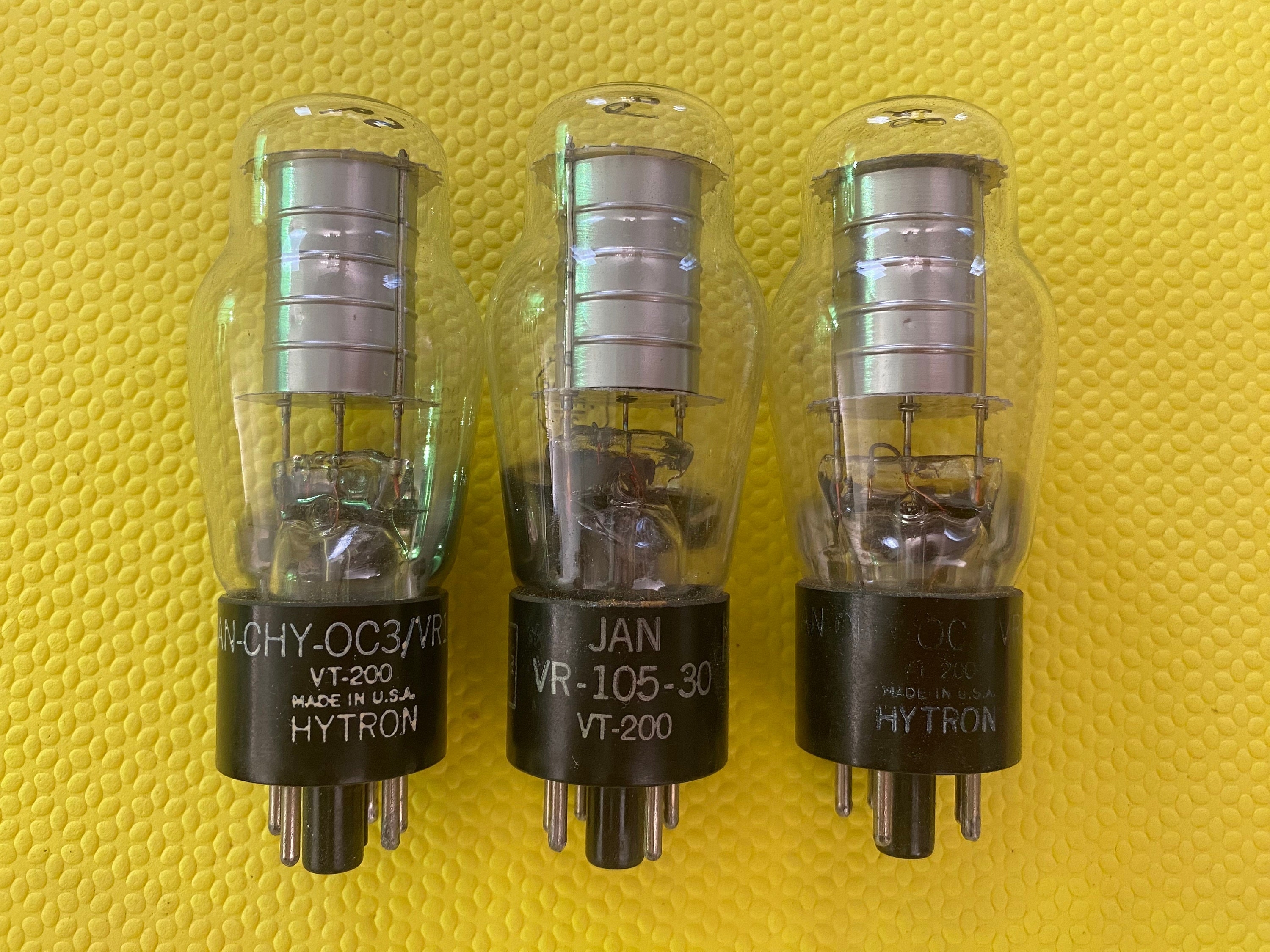 Vr105 3 tubos de vacío Hytron JAN-CHY-0C3 0C3 VR105-30 VT200 ...