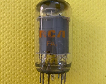 RCA 24BF11 Vacuum Tube Valve NOS NIB