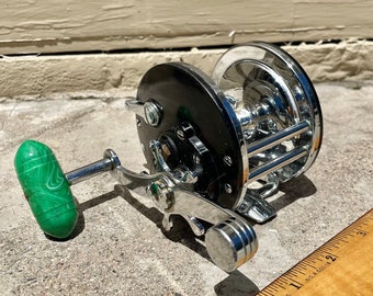 Vintage Penn Surfmaster Model No.200 Fishing Reel, PENN