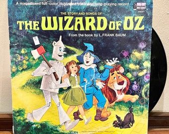 Vintage 1969 Disneyland The Songs and Stories of Wizard of Oz Vinyl Record and Booklet