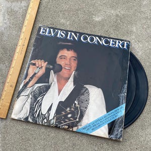 Vintage Elvis Presley In Concert June 1977 LP Vinyl Record Set Book