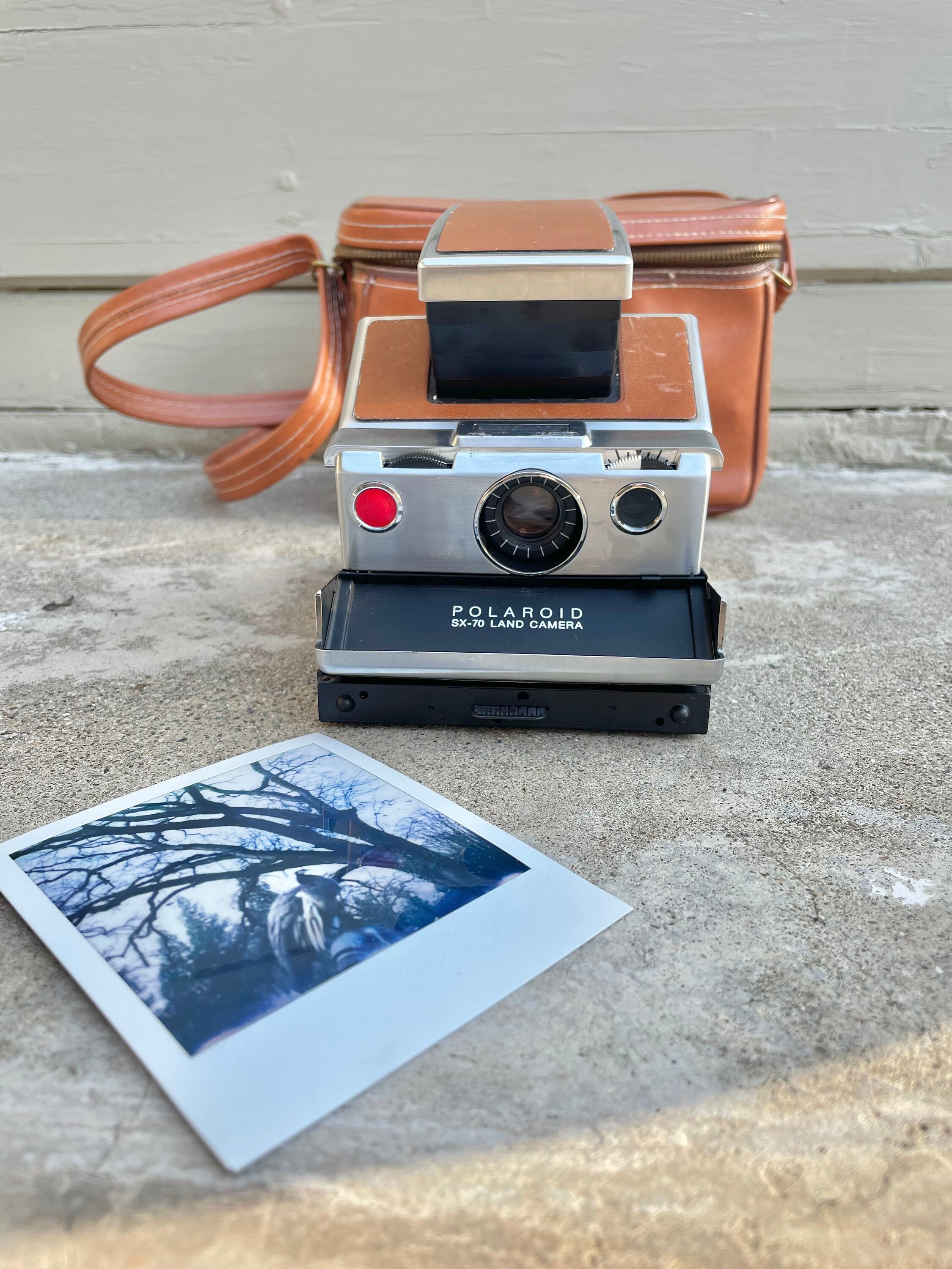 Vintage Polaroid SX-70 Land Camera Compact Folding W/ Case Bag and