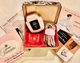Vintage 1960s Remington Rand Princess Womens Shaver Set Complete