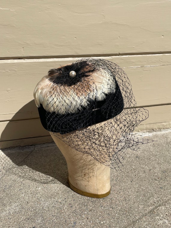 Buy Vintage Sunnyland Hats Italian Made Feather, Netting  display picture 3