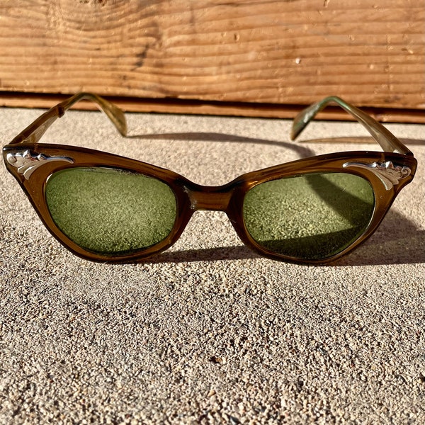 Vintage 1950s-60s Cat Eye Sun Glasses