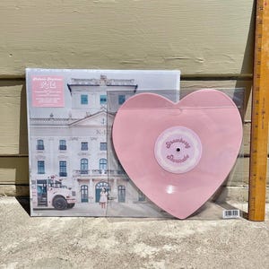 UNOPENED Melanie Martinez K-12 Mint Green Pop-Up Heart-Shaped Vinyl Set