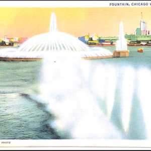 Vintage 1933 Chicago International Expo Worlds Fair Fountains Postcard