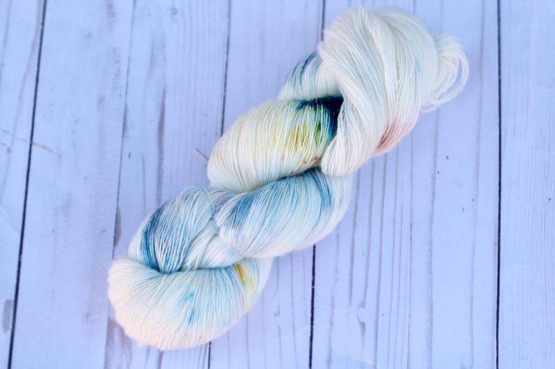 lace single ply Lord the Rings Merry and Pippin,hand dyed yarn