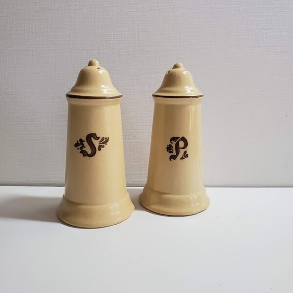 Pfaltzgraff Village Salt and Pepper Etsy