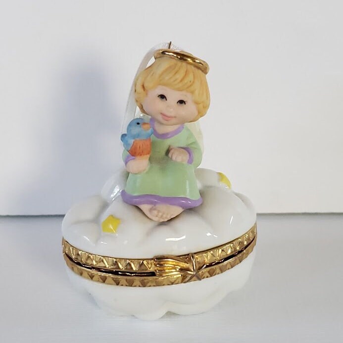 Vintage Hallmark Pill Box, Trinket Box, Keepsake Angel