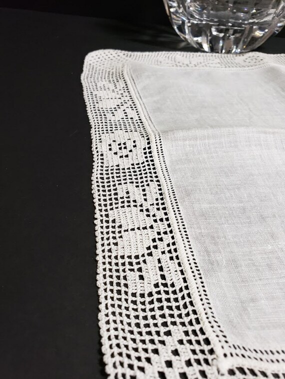 Vintage handkerchiefs, White on white linen and l… - image 6