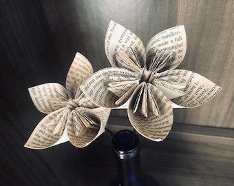 Book Lily Flowers - Paper Flowers - Literary Flowers - Classic Lit - Recycled Books - Book Lover  - Wedding Bouquet - Graduation Gift