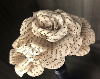 Book Roses - Paper Flowers - Literary Flowers - Classic Lit - Recycled Books - Book Lover Flower - Wedding Bouquet - Graduation Gift