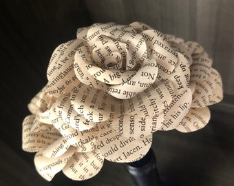 Book Roses - Paper Flowers - Literary Flowers - Classic Lit - Recycled Books - Book Lover Flower - Wedding Bouquet - Graduation Gift
