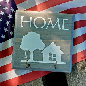 Personalized Home Key Holder for Wall, Custom Key Holder with House, Housewarming Gift New Home