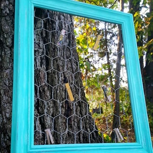 Distressed chicken wire frame, Chicken wire picture frame, Rustic chicken wire frame, Unique gift