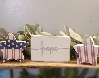 Farmhouse Hope Block Sign, Shelf Sitter Hope Sign, Inspirational Farmhouse Sign, Religious Tier Tray Decor, Tiered Tray and Mantle Sign