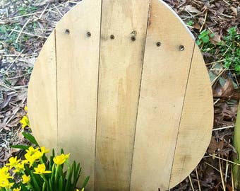 DIY Easter decor, Easter egg decor, Wood easter decor, Wood Easter egg, Outdoor Easter decor,  Easter egg hunt